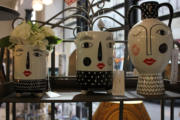 Vases visages